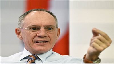 وزير الداخلية النمساوي: 140 طالب لجوء من سوريا وأفغانستان غادروا البلاد طواعية