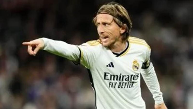 مودريتش مع رئيس النادي