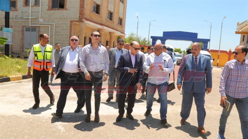 جولة المحافظ