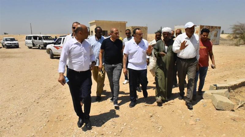 محافظ أسيوط يتفقد