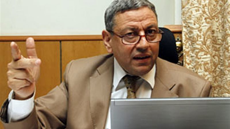 قاسم يناشد مجلس الوزراء