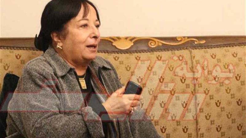 سميرة عبد العزيز: