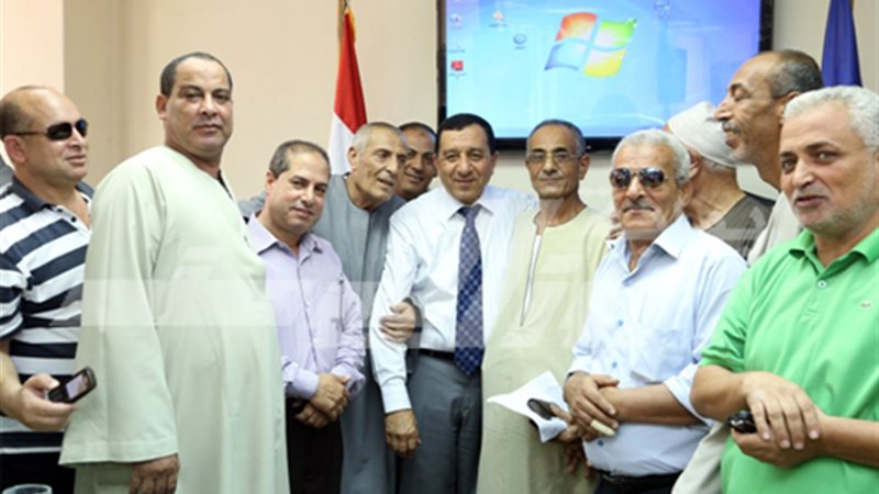 بالصور .. اهالى ششت