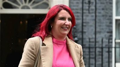 وزيرة النقل البريطانية: الحكومة لا تدخر جهدًا في التعاطي مع أزمة العطل التقني العالمي