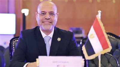 وزير العمل: الدولة حريصة على حق العمال في اختيار ممثليهم بحرية وديمقراطية