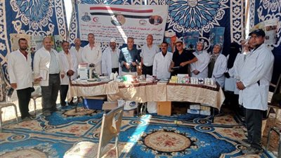 «بيطري الغربية»: علاج 4000 رأس ماشية وطائر بقافلة مجانية في قرية «الكرسا».. صور