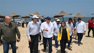 وزير الري يتفقد مشروعات حماية الشواطئ بمدينة رأس البر بمحافظة دمياط