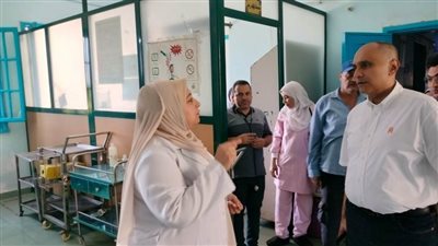 بالصور.. وكيل صحة الغربية يتفقد مستشفى الصدر ووحدات بالمحلة ويحيل المتغيبين للتحقيق