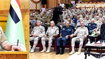 وزير الدفاع يلتقى رجال القوات المسلحة المنطقة الشمالية العسكرية وقيادة القوات البحرية