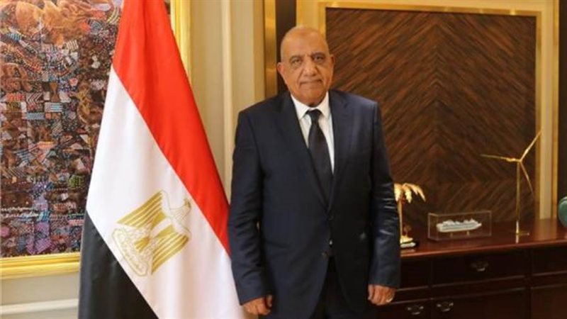 الدكتور محمود عصمت