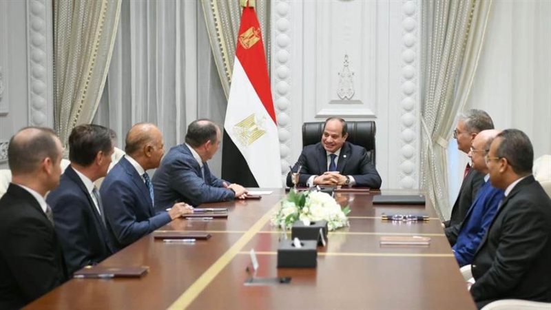 خلال اجتماع الرئيس