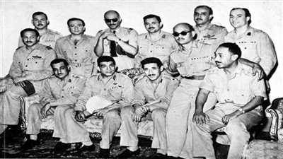 عاجل.. حالمون بمجد أمة صنعوا ثورة أعادت حكم مصر إلى المصريين