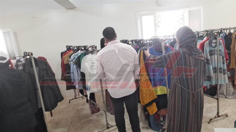 معرض الملابس