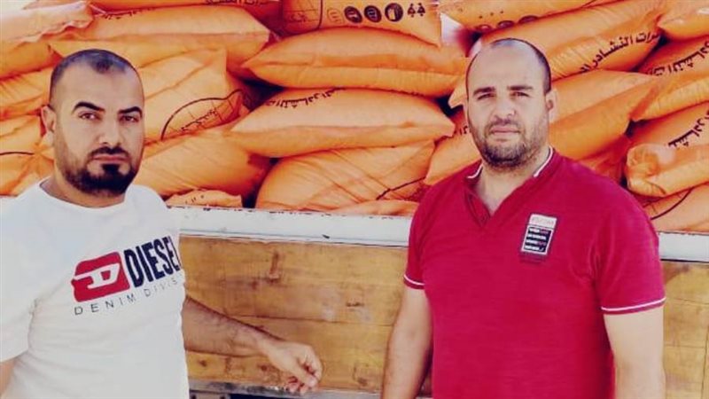 ضبط سيارة محملة أسمدة