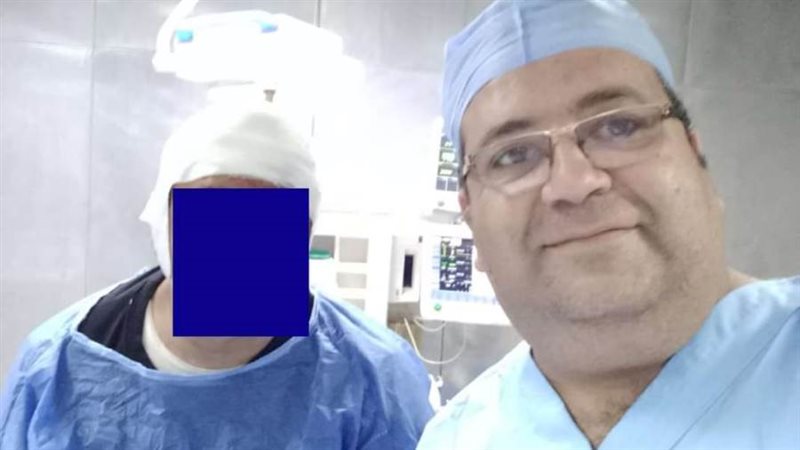 جانب من العملية للمريض