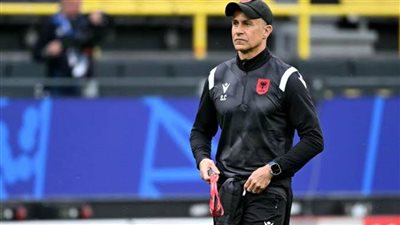 المدرب البرازيلي سيلفينيو يجدد عقده مع منتخب ألبانيا