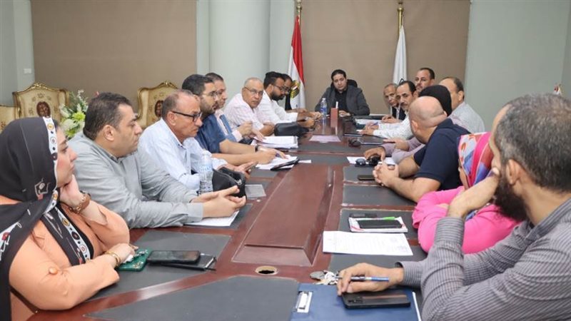 اثناء اللقاء