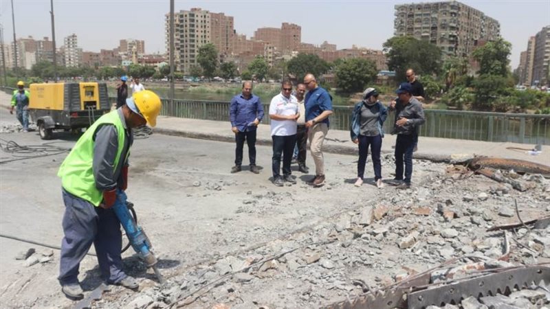 تفقد الأعمال