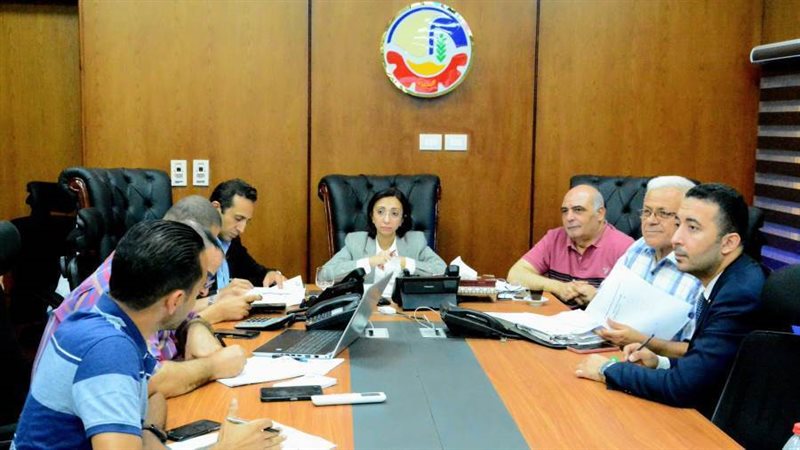 اجتماع محافظ البحيرة