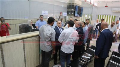 إقبالًا كبيراً من المواطنين للتصالح في مخالفات البناء بكفر الشيخ