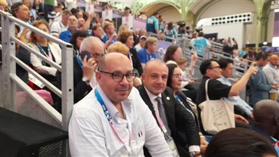 رئيس اللجنة الأولمبية المصرية يدعم زياد السيسي من المدرجات 