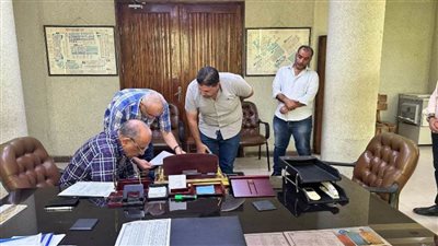 وزير الكهرباء يتفقد قطاع شبكات المدن الجديدة بالعاشر من رمضان