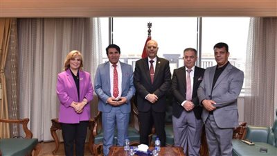 وزير العمل يستقبل وفدا عماليا أردنيا 