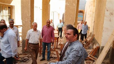 محافظ أسيوط يوجه بصيانة المدارس خلال الإجازة الصيفية
