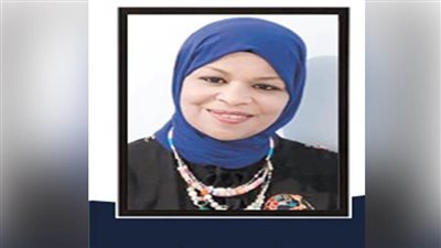 وزير البترول ينعي الصحفية سناء مصطفى 