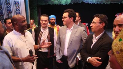 وزير الثقافة يتفقد السيرك القومي ومسارح البالون والغد والسامر