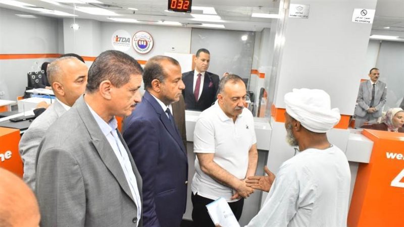 جانب من جولة المحافظ