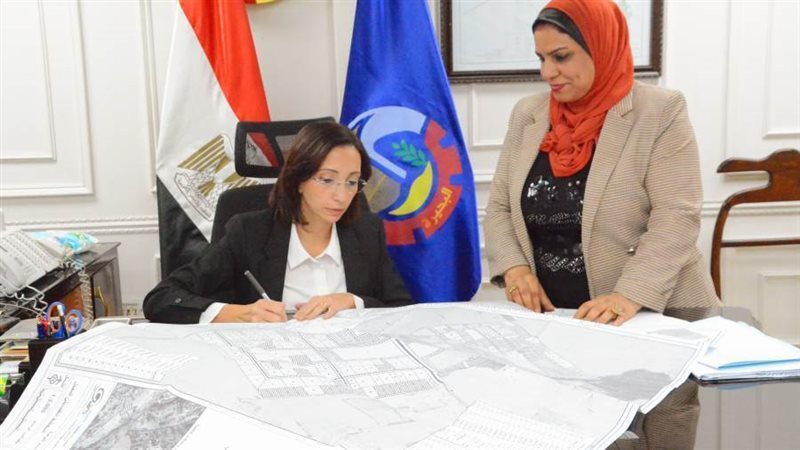 محافظ البحيرة تعتمد