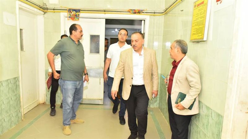 محافظ أسيوط يتفقد
