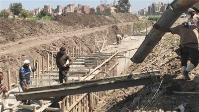 بالصور.. محافظ الغربية يتابع استكمال تغطية محور طريق «محلة منوف»