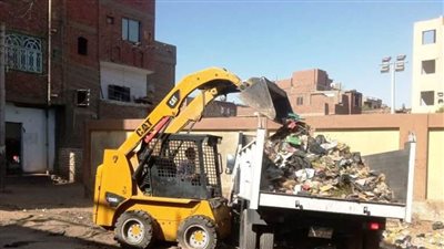 محافظ أسوان يشدد على تضافر الجهود لإنجاح منظومة النظافة الجديدة