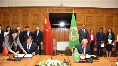 أبو الغيط يستقبل رئيس مجموعة الصين للإعلام