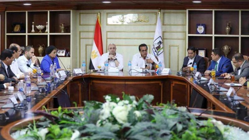 نواب بنى سويف يلتقون