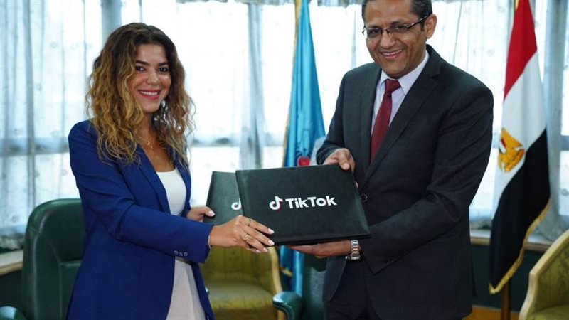 نقيب الصحفيين