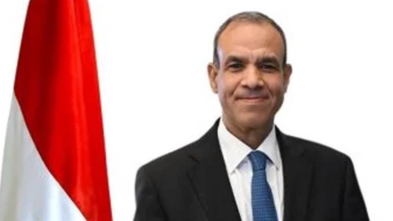 الدكتور بدر عبدالعاطي