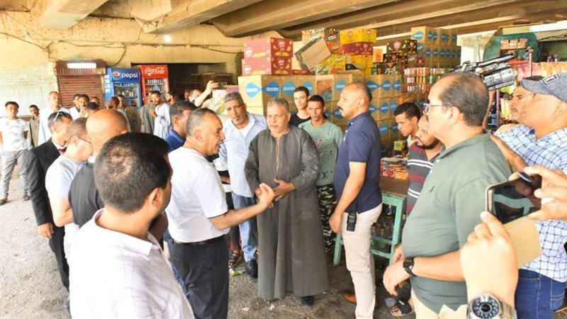 محافظ أسيوط يقود