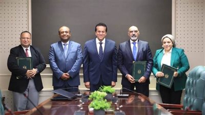 وزير الصحة يشهد إطلاق عيادات مستشفيات العلاجي وأمانة المراكز لخدمة منتفعي التأمين الصحي