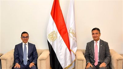 وزيرا التموين والاستثمار يبحثان أوجه التعاون المشترك بين الوزارتين