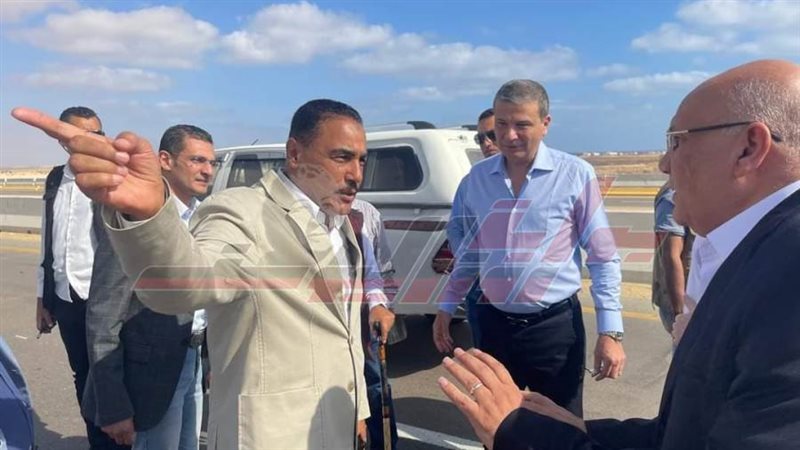 محافظ مطروح يستقبل