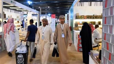 معرض المدينة المنورة الدولي للكتاب يواصل فعالياته في يومه الثالث بندوات معرفية وثقافية ثرية