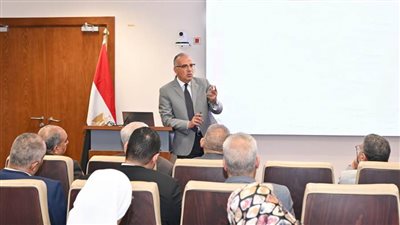 وزير الري يؤكد أهمية البحث العلمي في تحسين إدارة المياه والتعامل مع التحديات