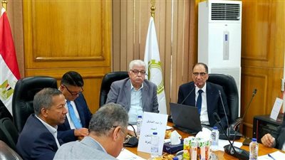 اجتماع موسع مع ممثلي هيئة التنمية الصناعية لبحث مشاكل القطاع وطرح الحلول اللازمة