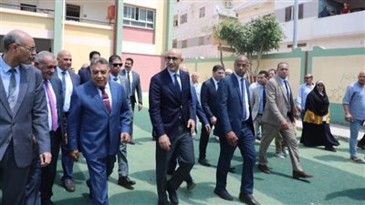 وزير التربية والتعليم ومحافظ الدقهلية يتفقدان مدرسة الحصص الابتدائية المشتركة التابعة لـ