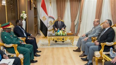 وزير الإنتاج يستقبل السفير التنزاني لبحث أوجه التعاون المشترك بين الجانبين