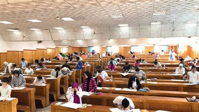 1415 طالبًا وطالبة تقدموا للقدرات بكليتي الفنون التطبيقية والتربية الرياضية ببني سويف