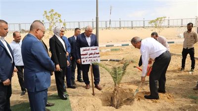 المدير التنفيذي للمجلس الدولي يزور الوادى الجديد للتنسيق بشأن مبادرة زراعة 2.5 مليون نخلة